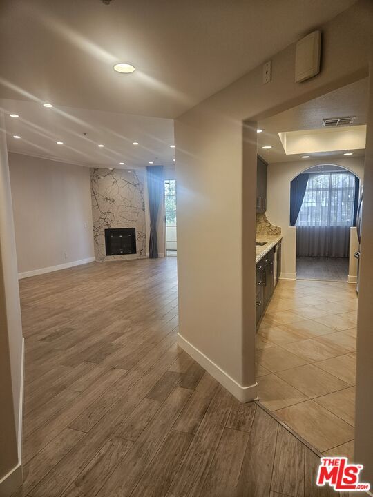 Building Photo - 7218 Hillside Ave