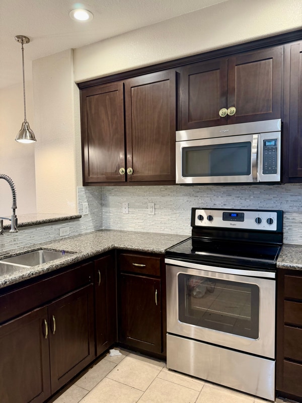 Building Photo - 142 Triggs Ln