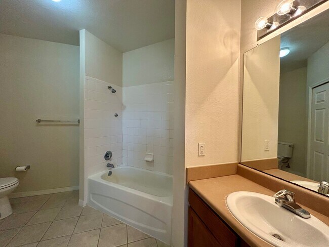 Building Photo - 8112 Claire Ann Dr