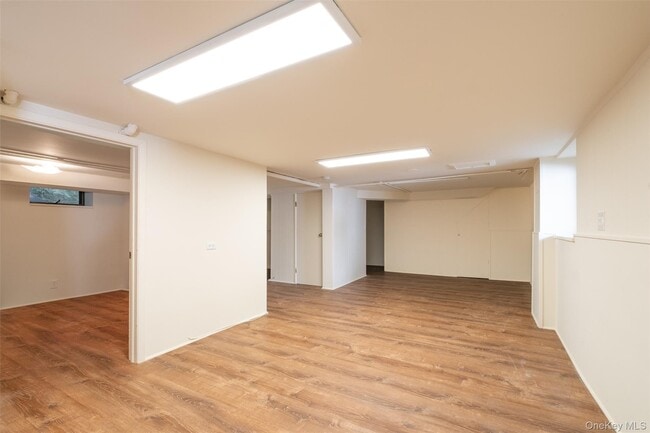 Building Photo - 1306 Henry Ave
