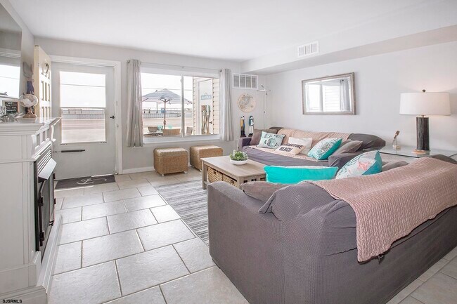 Building Photo - 1101 E Brigantine Ave