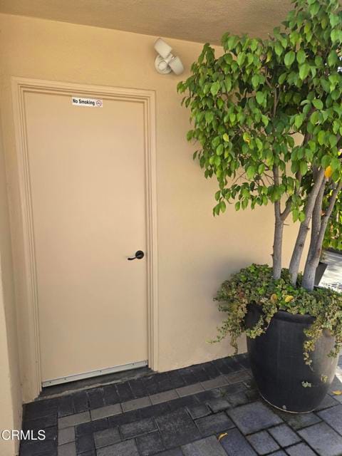 Building Photo - 660 S Orange Grove Blvd