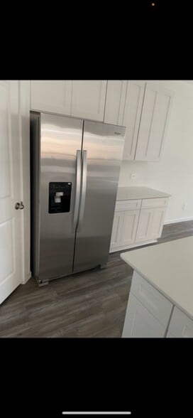 Building Photo - 3076 Dylan Skyland Dr
