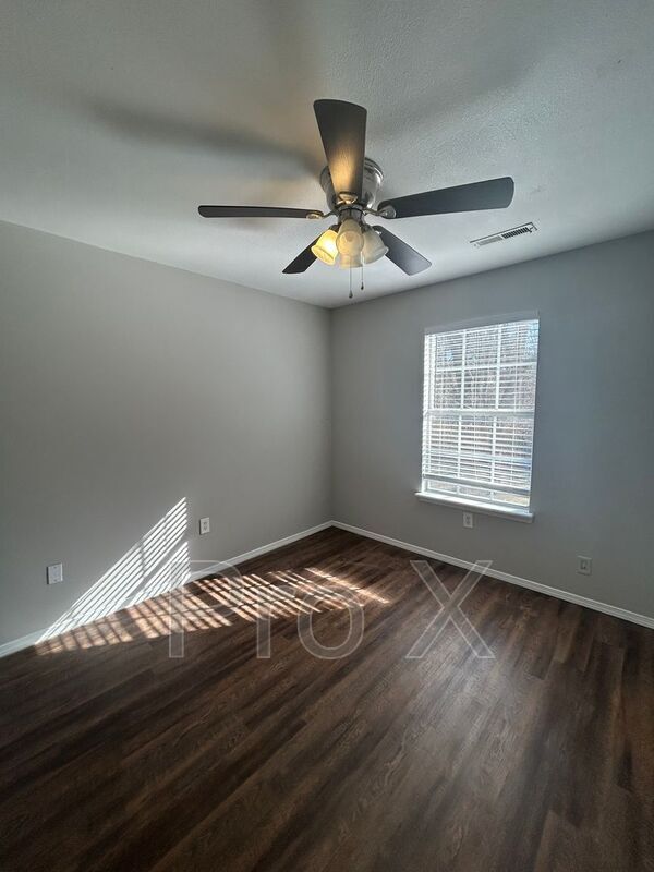 Building Photo - 5707 W Michael Cole Dr