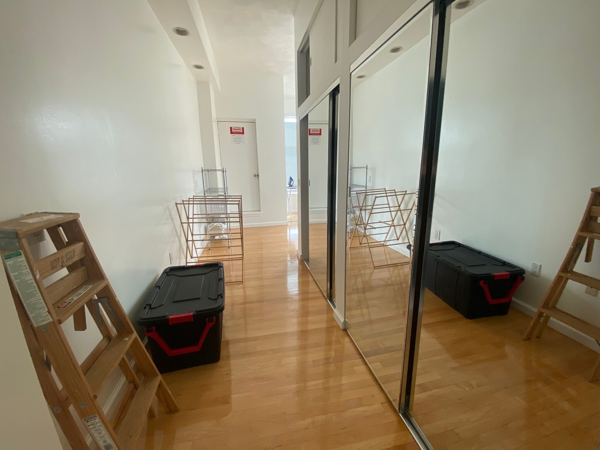 Building Photo - 21 Snow Hill St