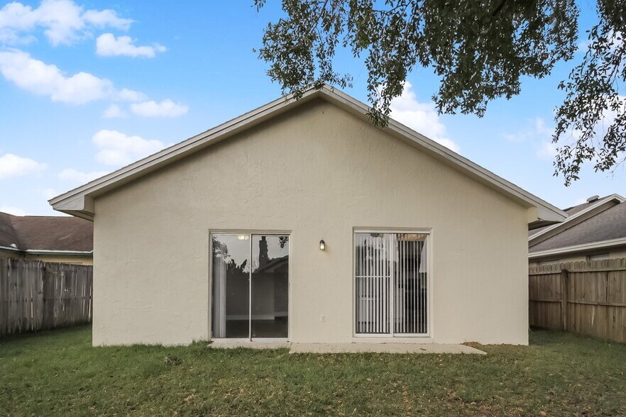 Building Photo - 1277 Rising Sun Blvd