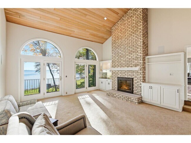 Building Photo - 2648 Casco Point Rd