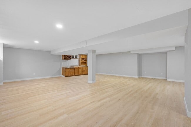 Building Photo - 4558 S Laredo St