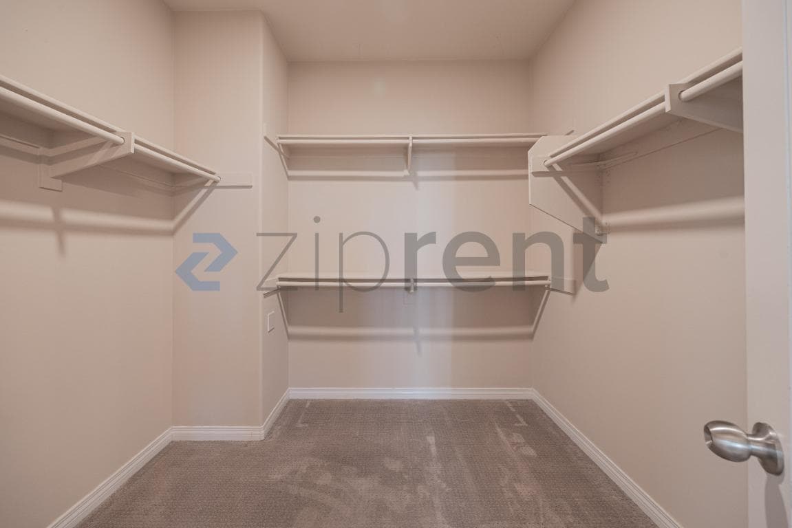 Building Photo - 5775 Cam Del Cielo