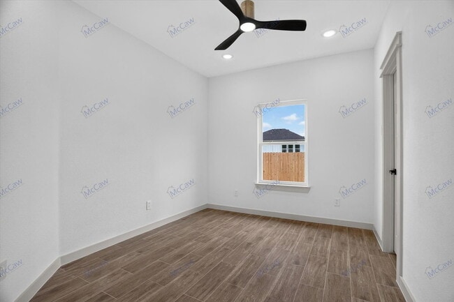 Building Photo - 5849 Black Pine Cir