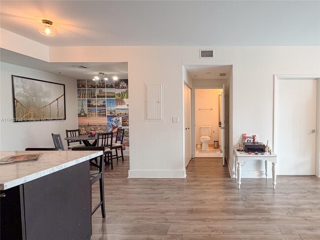 Building Photo - 90 SW 3rd St