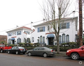 Building Photo - White Apartments