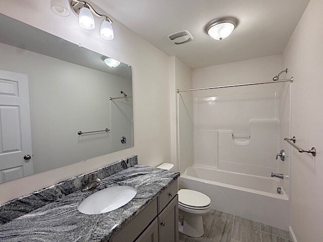 Building Photo - 121 Robin Hill Rd