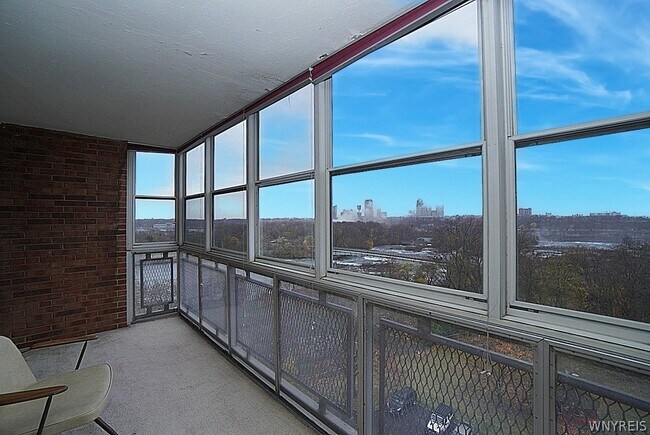 Building Photo - 151 Buffalo Ave