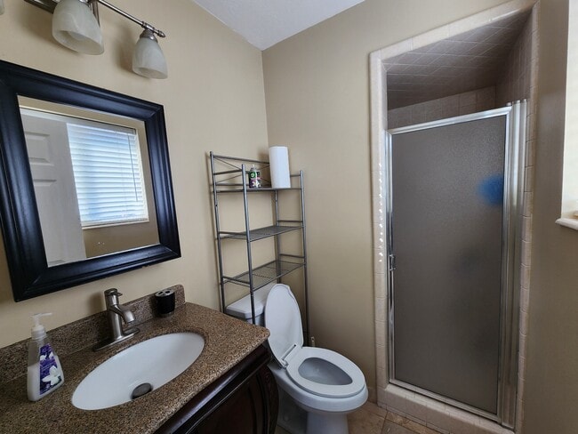 Building Photo - 1170 Belsaw Cir