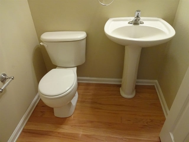 Building Photo - 1610 Thornwick Ter