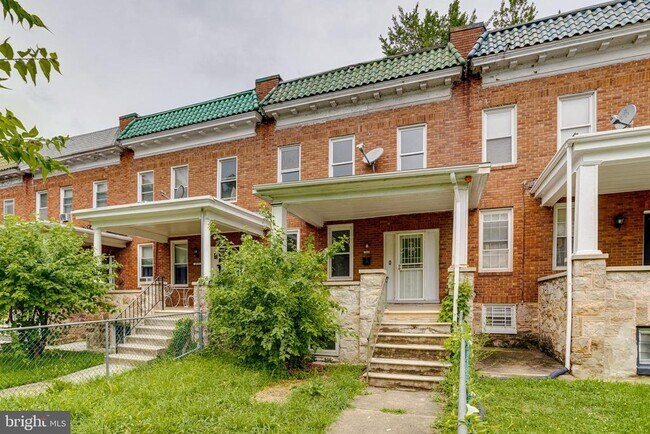 Building Photo - 2908 Oakley Ave