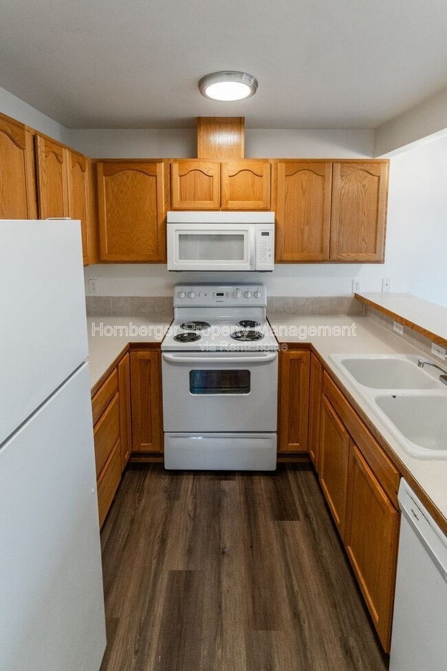 Building Photo - 2316 N Wilbur Rd