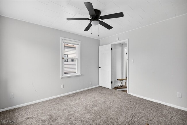 Building Photo - 9517 Prince Ave