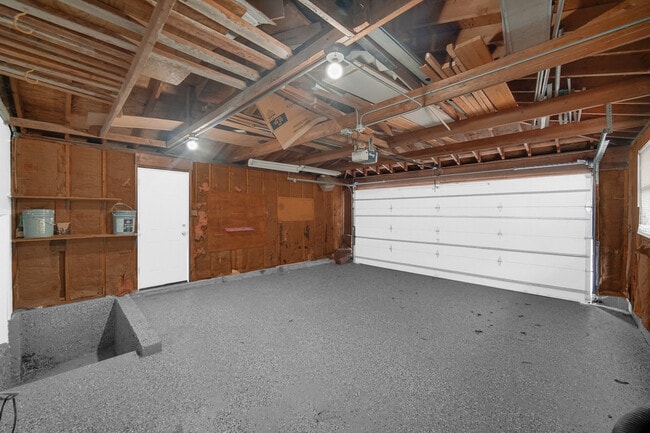 Building Photo - 16779 92nd Ave