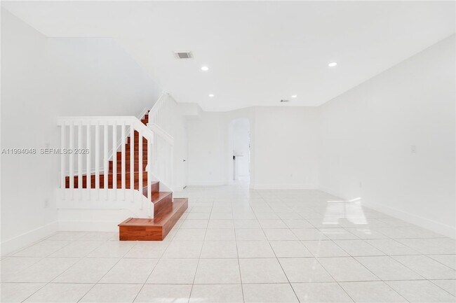 Building Photo - 27433 SW 137th Ct