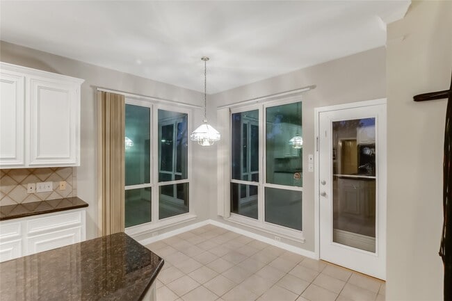 Building Photo - 3931 Shadow Trace Cir