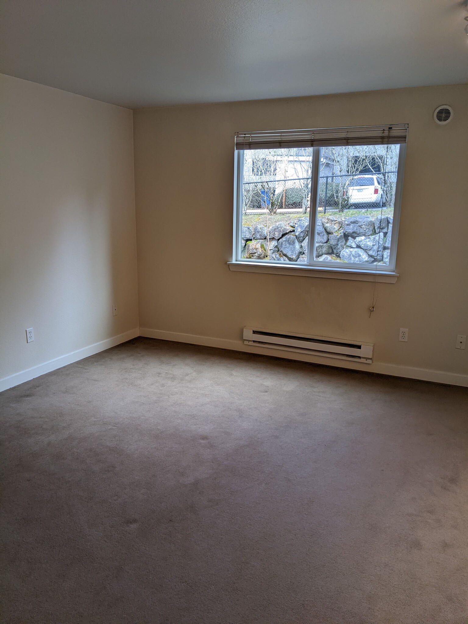 Master Bedroom - 14124 NE 181st Pl