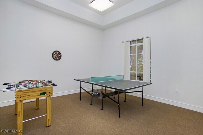 Building Photo - 8244 Key Royal Cir