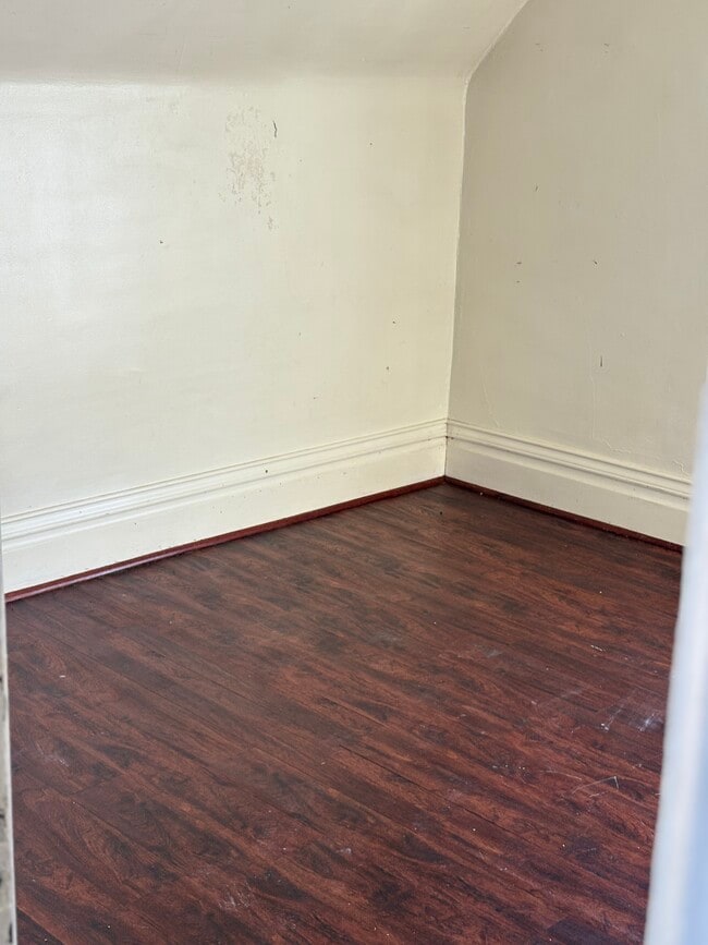 Building Photo - 431 22nd St N