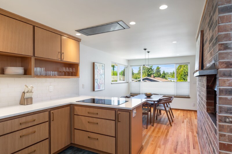 Building Photo - 9740 2nd Ave NW