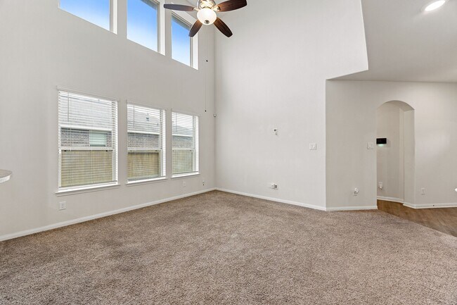 Building Photo - 15837 Roberto Clemente Ct