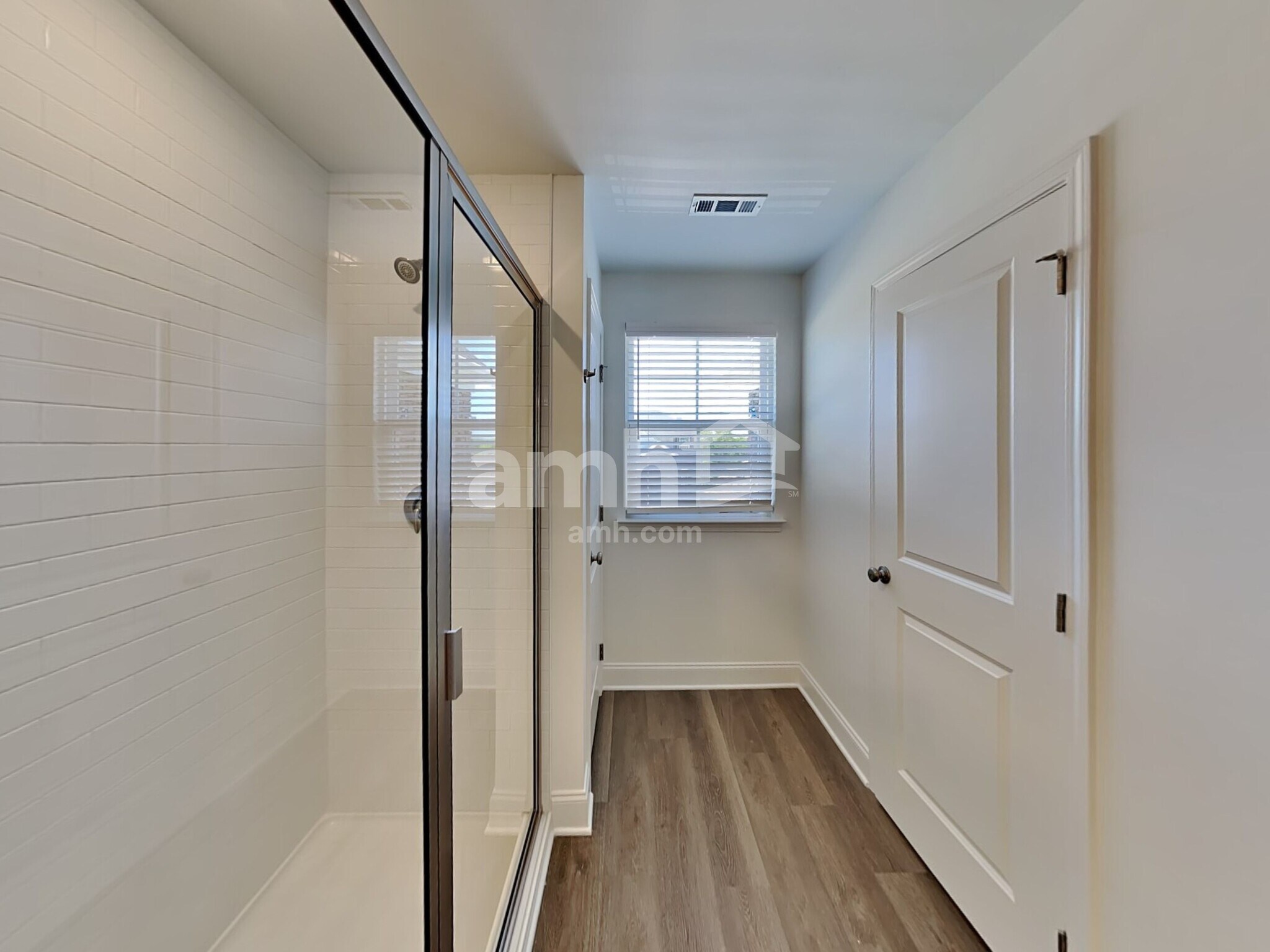 Building Photo - 230 Marin Dr