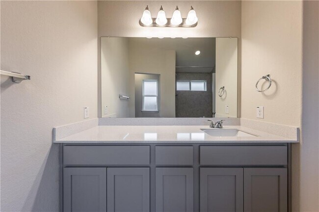 Building Photo - 116 Crooked Trail