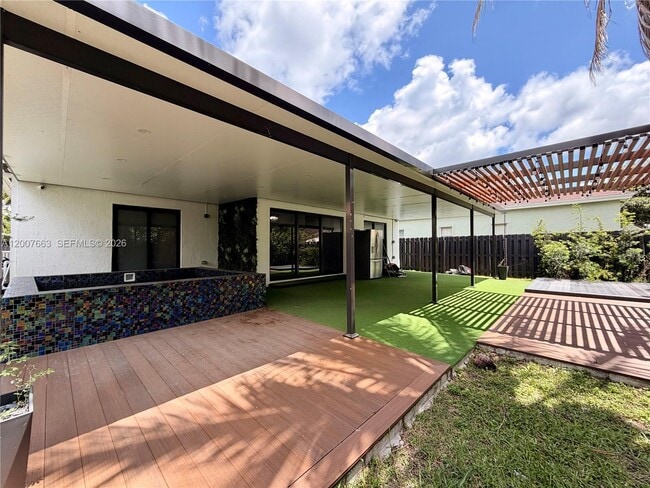 Building Photo - 86 NW 4th St