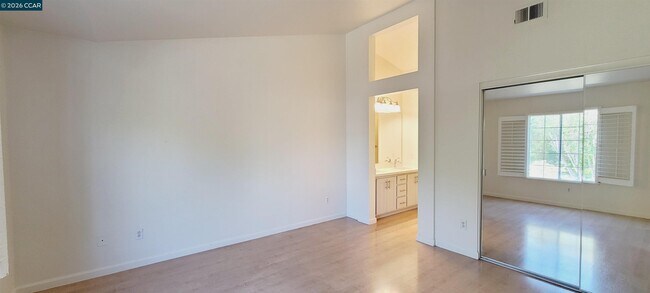 Building Photo - 1102 Brooks Range Landing