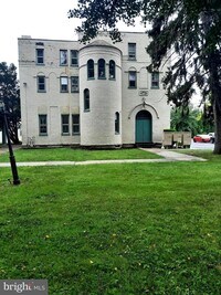 Building Photo - 12 S Filbert St