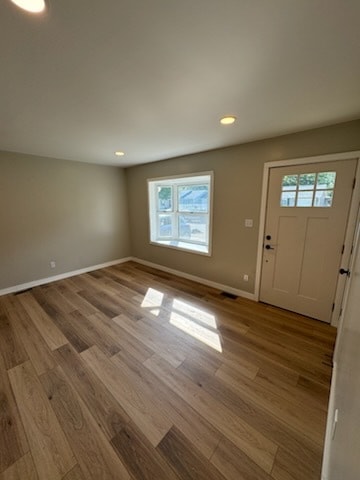 Building Photo - 353 Meadow Dr