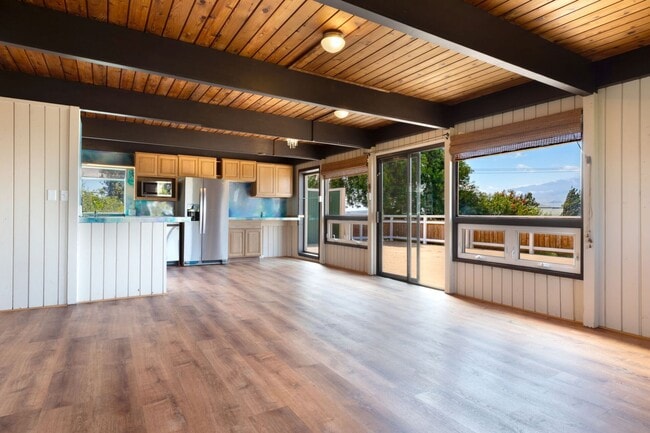 Building Photo - 64-660-660 Puu Olu Pl