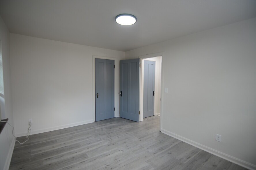 Building Photo - 2537 Williams Ave