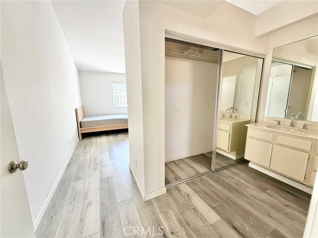 Building Photo - 66 Agostino