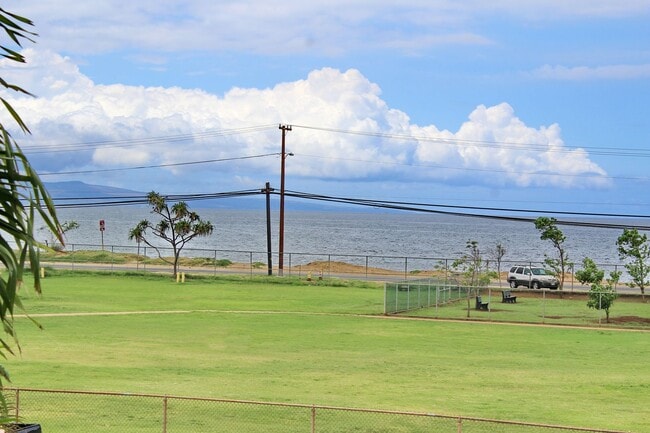 Building Photo - Kihei Villages Upper-Level Front Row Ocean View Condo