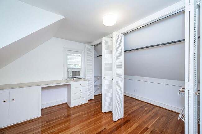 Building Photo - Traditional Cape Cod Charm Meets Henrico C...