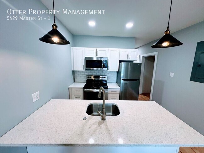 Building Photo - 5429 Master St