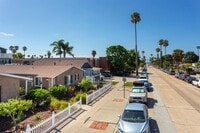 Building Photo - *OPEN HOUSE: 8/17 10-11AM* 1 BR Cottage in...