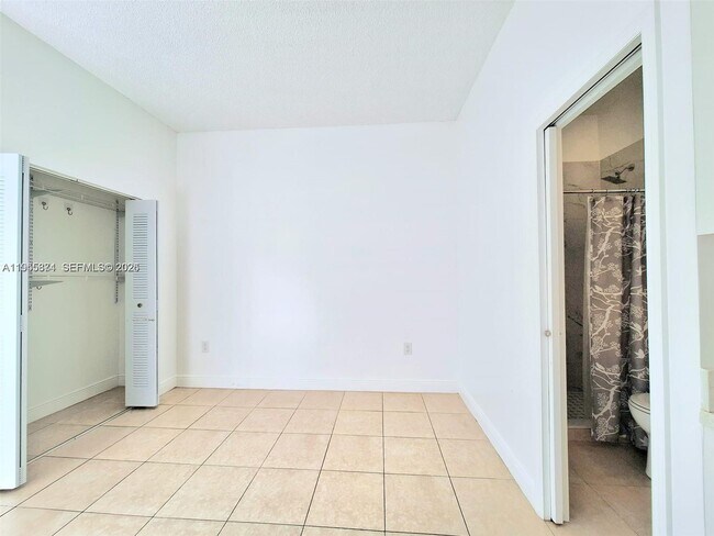 Building Photo - 13249 SW 200th Terrace