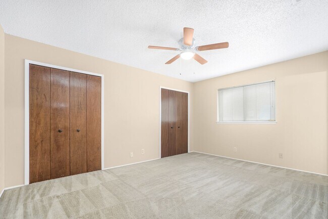 Building Photo - 5003 Starfire St