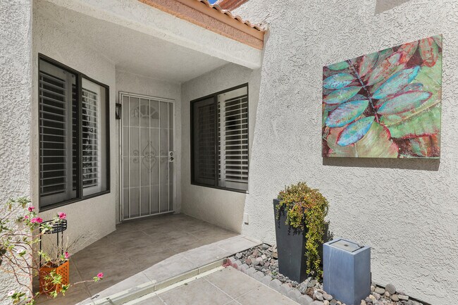 Building Photo - 42315 Liolios Dr