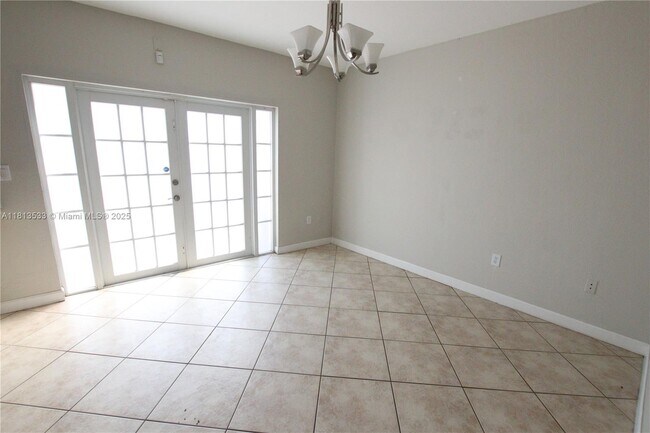 Building Photo - 14758 SW 9th Ln