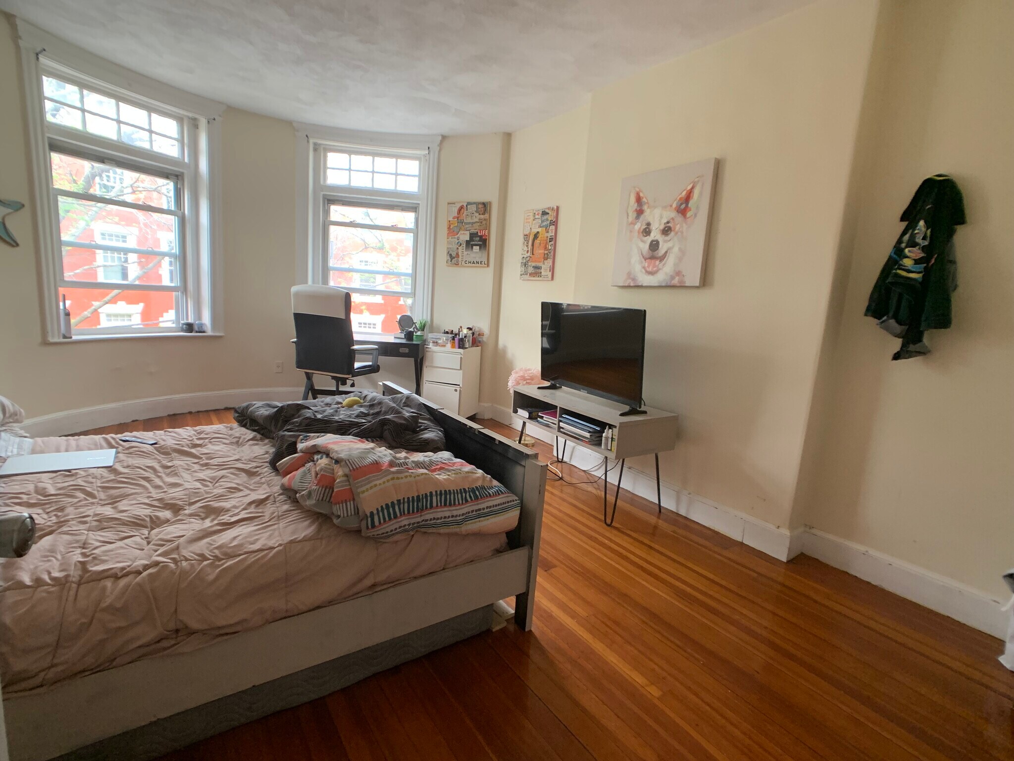 Building Photo - 14 Strathmore Rd