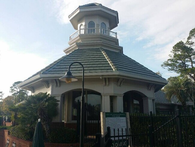 Building Photo - 700 Ironwood Dr